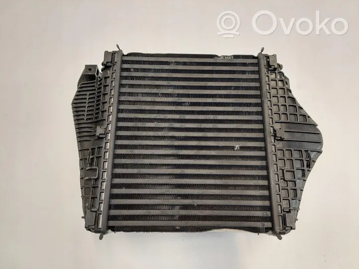 Lamborghini Urus Chłodnica powietrza doładowującego / Intercooler 4M0145804BT