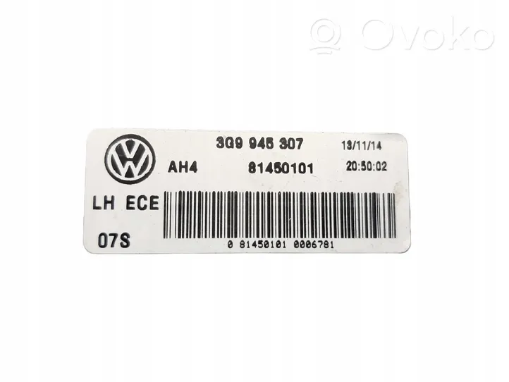 Volkswagen PASSAT B8 Takapuskurin valo 3G9945307