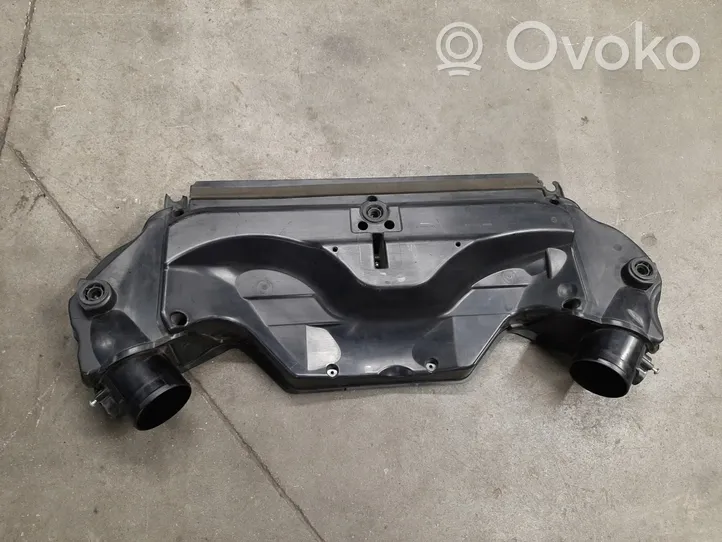 BMW X6 F16 Boîtier de filtre à air 13717638564