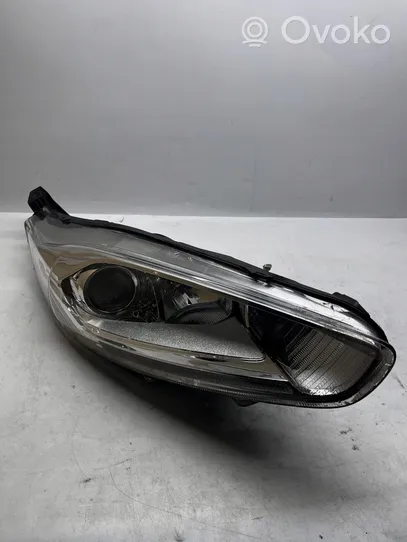 Ford Fiesta Lampa przednia C1BB-13W029-CD