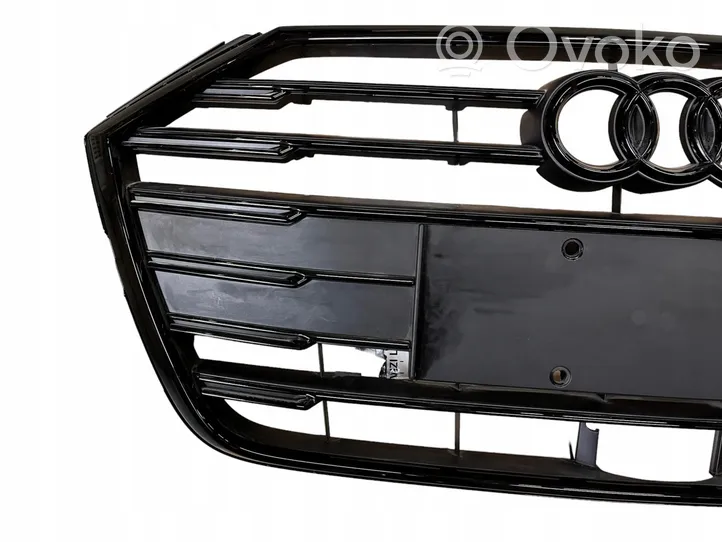 Audi A8 S8 D5 Maskownica / Grill / Atrapa górna chłodnicy 4N0853651H