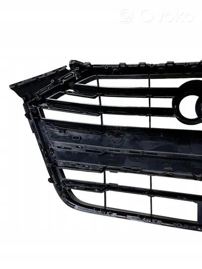 Audi A8 S8 D5 Maskownica / Grill / Atrapa górna chłodnicy 4N0853651H