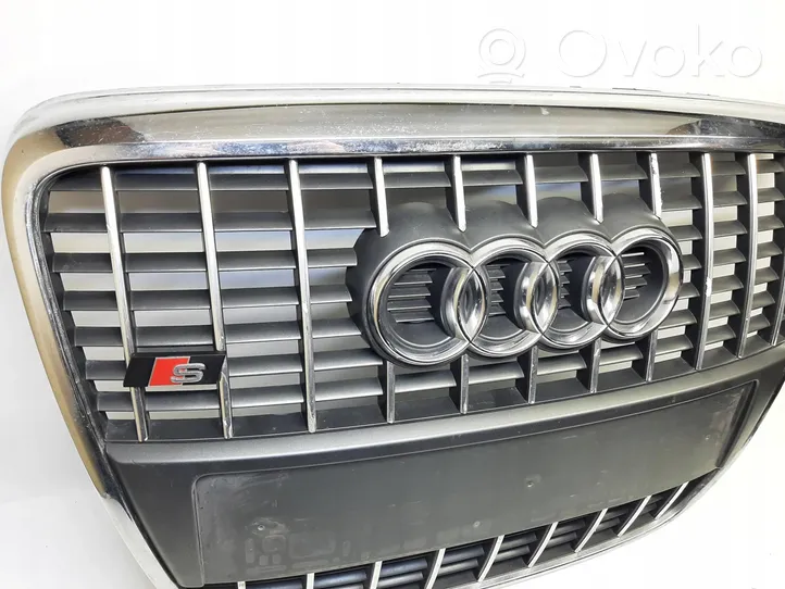 Audi A6 S6 C6 4F Front bumper upper radiator grill 4F0853651AJ
