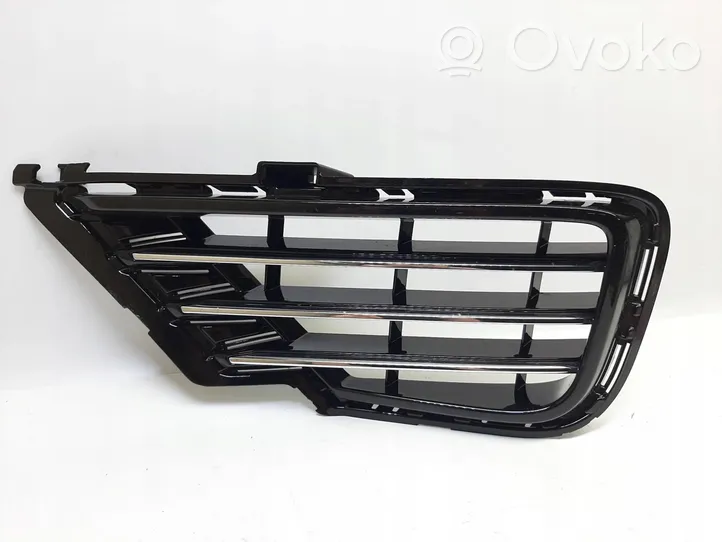 Volkswagen Touareg II Grille inférieure de pare-chocs avant 7P6853665G