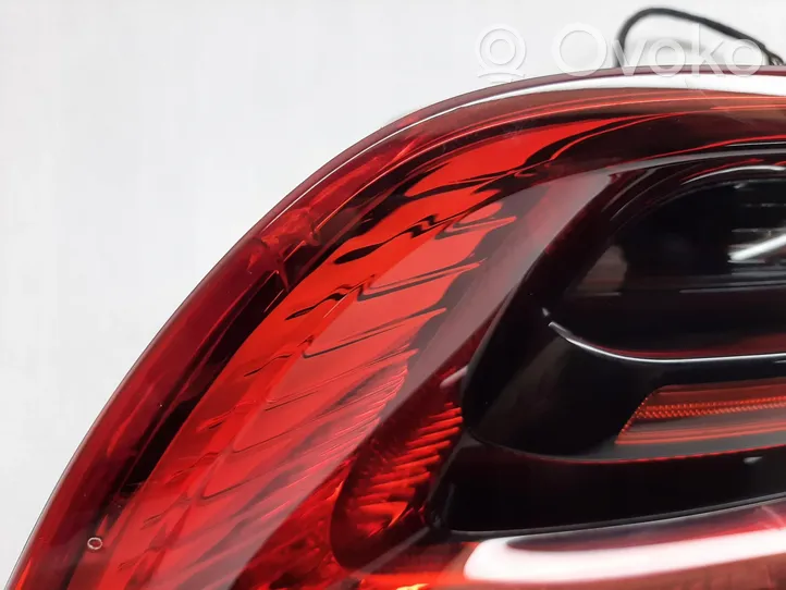 Porsche Macan Tailgate rear/tail lights 95B945094F