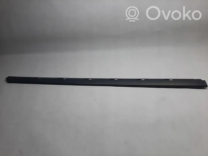 Volkswagen PASSAT B8 Front door trim (molding) 3G0854939