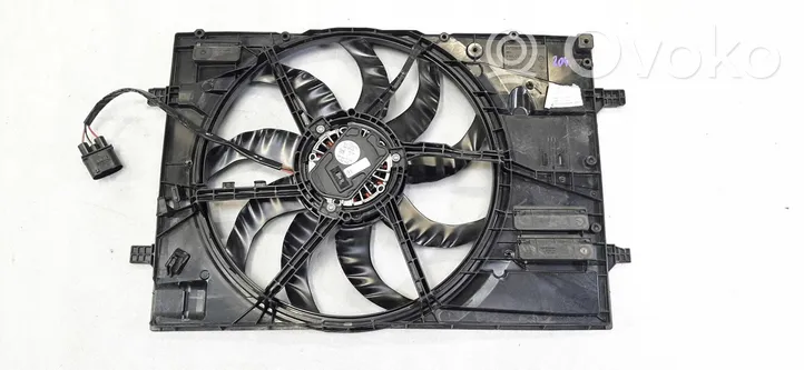 Volkswagen Golf VIII Ventilatore di raffreddamento elettrico del radiatore 5WA121203J