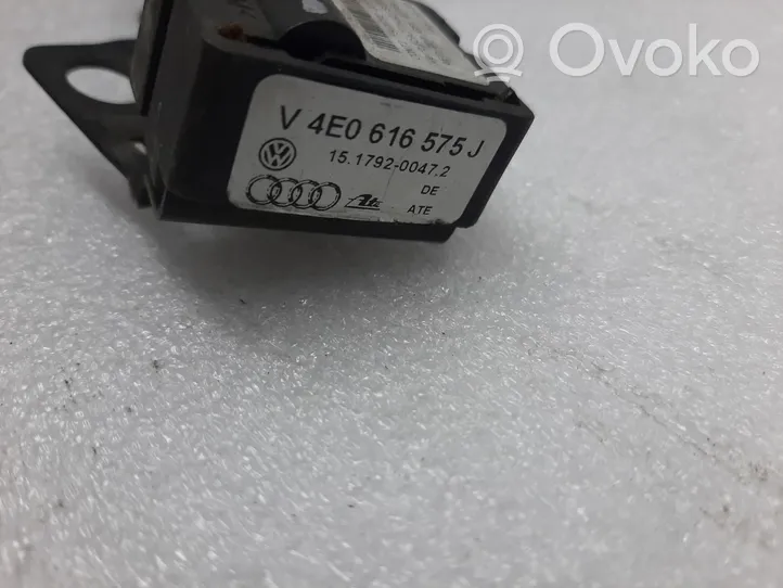 Audi A8 S8 D3 4E Sensore di accelerazione 4E0616575J