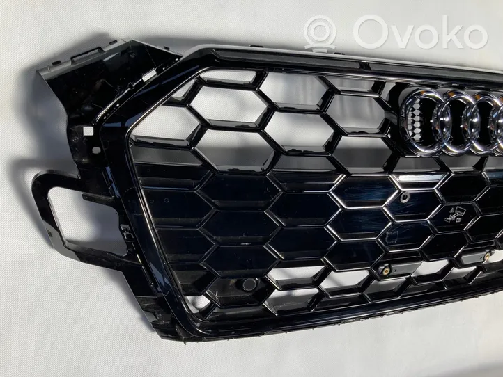 Audi A5 Atrapa chłodnicy / Grill Audi