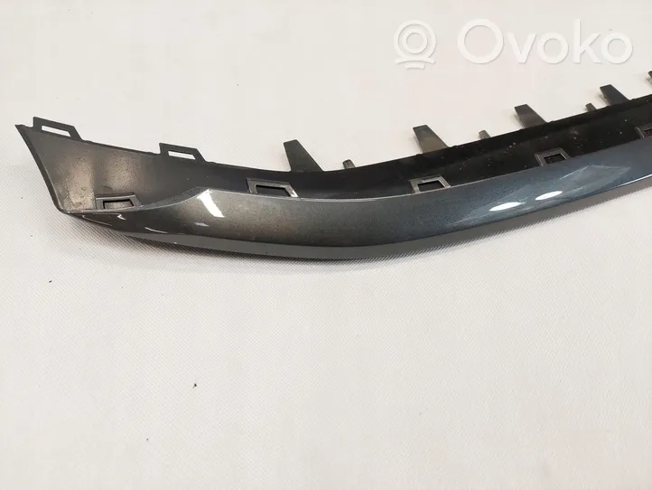 Audi RS3 8Y Modanatura separatore del paraurti anteriore 8Y0807717