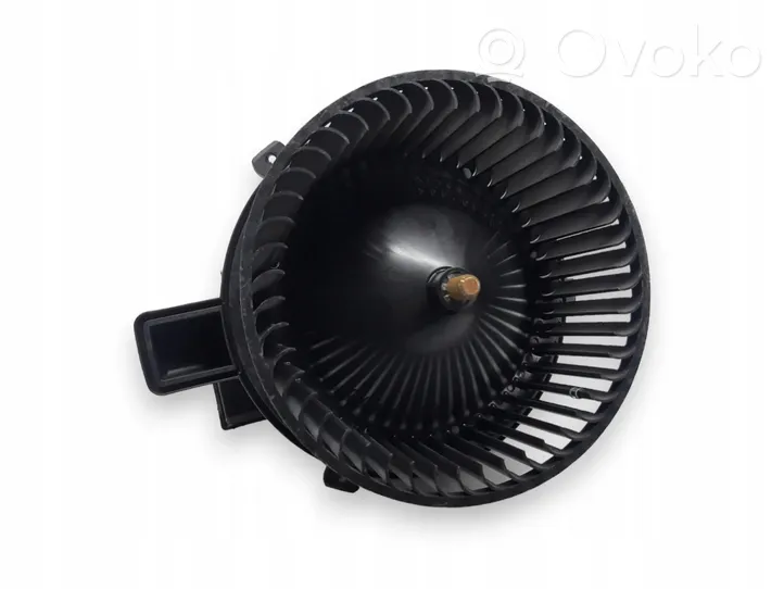 Audi Q8 Heater fan/blower 4M1820021