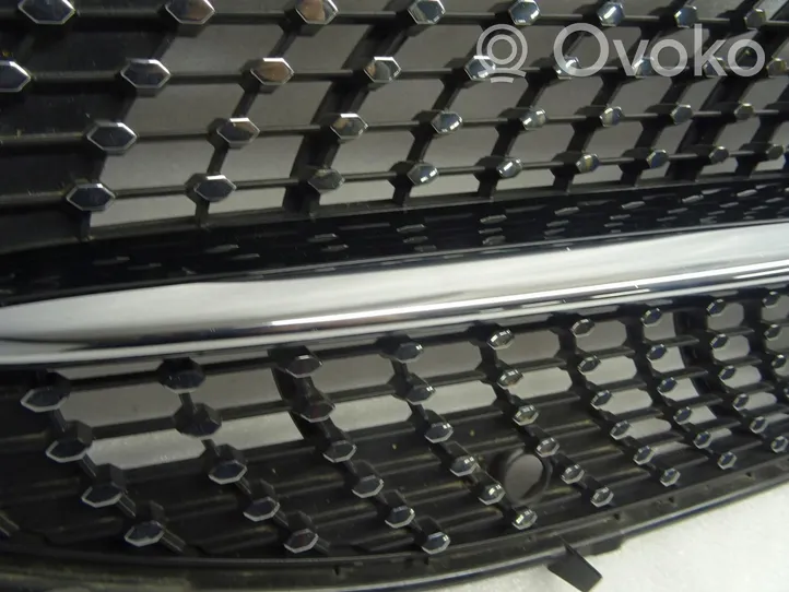 Mercedes-Benz CLA C118 X118 Grille de calandre avant A1188880200