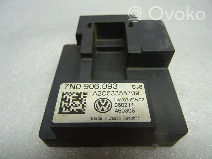 Volkswagen Golf V Relé del medidor de nivel del combustible 1K0906093