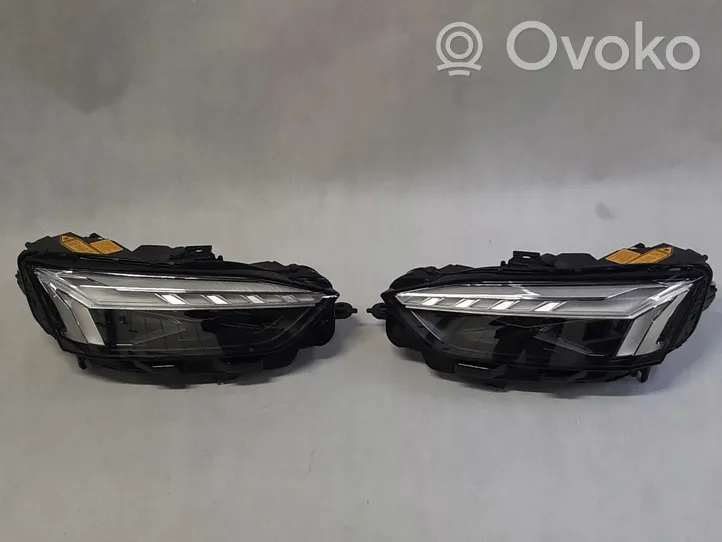 Audi S5 Facelift Lampa przednia 8W6941085A