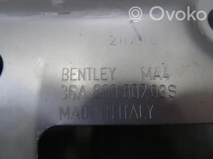 Bentley Bentayga Jäähdyttimen kehyksen suojapaneeli 36A809802