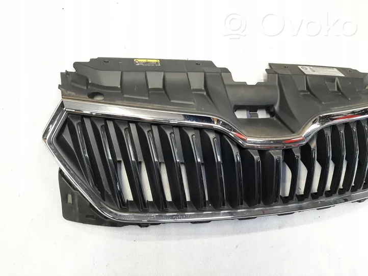 Skoda Fabia Mk3 (NJ) Maskownica / Grill / Atrapa górna chłodnicy 6V0853653C