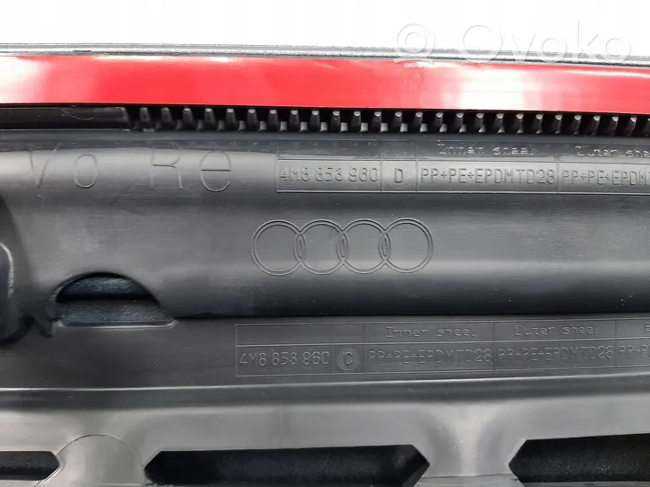 Audi Q8 Priekšpusē durvju dekoratīvā apdare (moldings) 4M8853960C