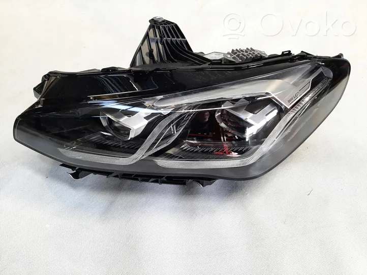 BMW 2 Active Tourer U06 Lampa przednia 5A42247