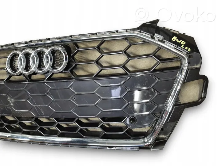 Audi A4 S4 B5 8D Kühlergrill 8W0853651EB