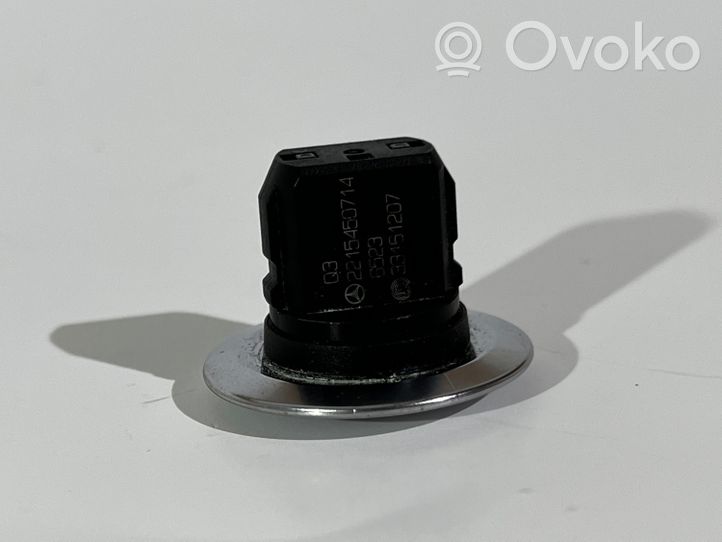 Mercedes-Benz C W205 Moottorin start-stop-painike/kytkin 2215450714