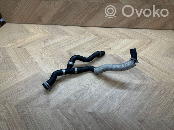 Volvo XC90 Tuyau de liquide de refroidissement moteur 31465025