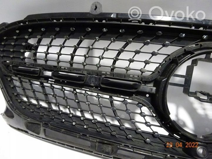 Mercedes-Benz B W247 Front bumper upper radiator grill A2478883901