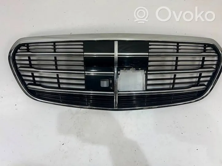 Mercedes-Benz S W223 Grille de calandre avant 40504928