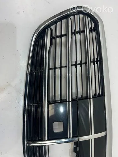 Mercedes-Benz S W223 Kühlergrill 40504928