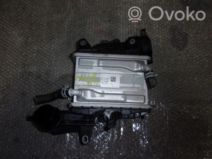 Volvo XC90 Chłodnica powietrza doładowującego / Intercooler 8641466