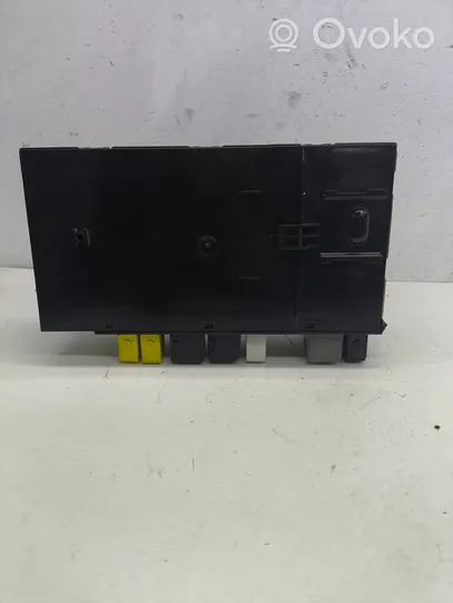 Mercedes-Benz CLK A209 C209 Module de fusibles 2095451601