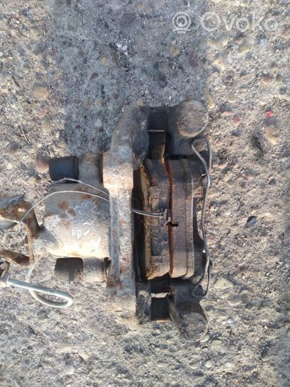 Audi 100 S4 C4 Bremssattel vorne 