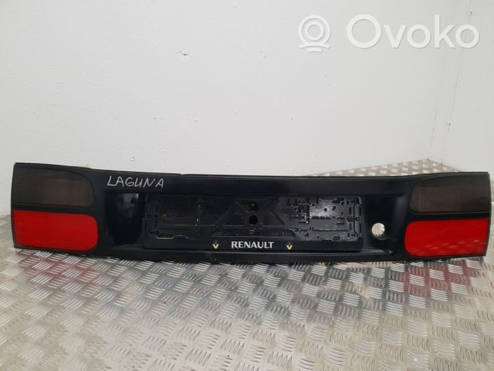 Renault Laguna I Apdaila galinio dangčio 7700820049