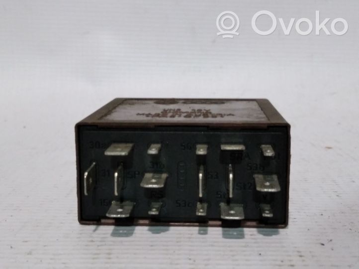 Audi A4 S4 B5 8D Module relais lève-vitre 4B0955531C