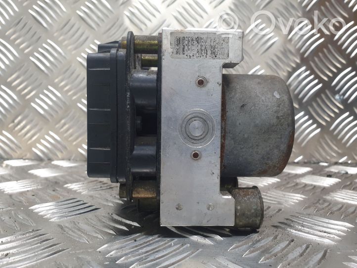 Toyota Yaris ABS-pumppu 4451052220