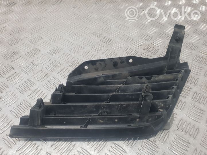 Nissan Primera Grille de calandre avant 62320AU300