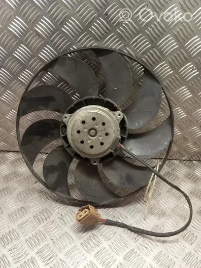 Audi A2 Ventilateur de refroidissement de radiateur électrique 8Z0959453