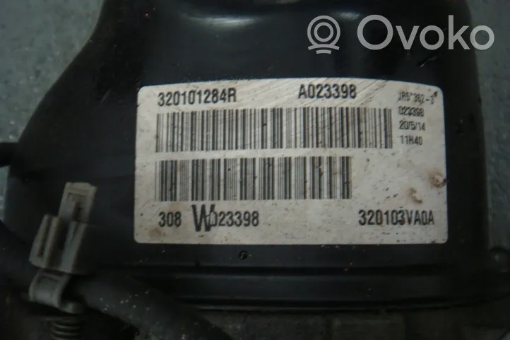 Nissan Note (E12) Manual 5 speed gearbox JR5362