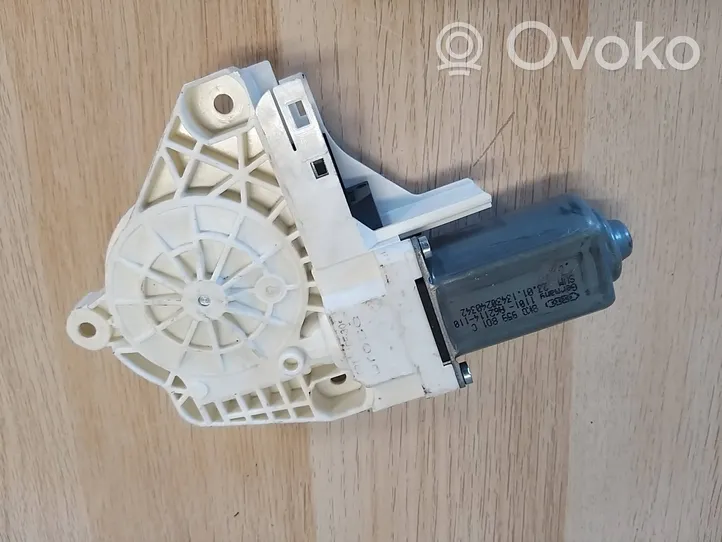 Audi A1 Moteur de lève-vitre de porte avant 8K0959801C