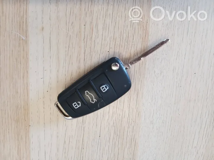 Audi A1 Tarjeta/llave de arranque 5FA010659