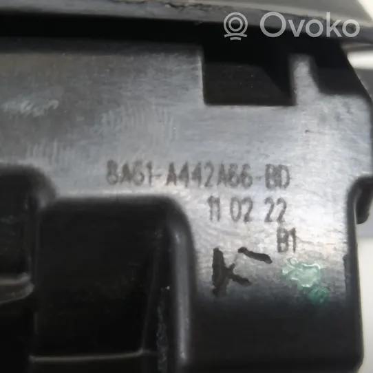 Ford Fiesta Takaluukun lukon salvan moottori 8A61A442A66BD