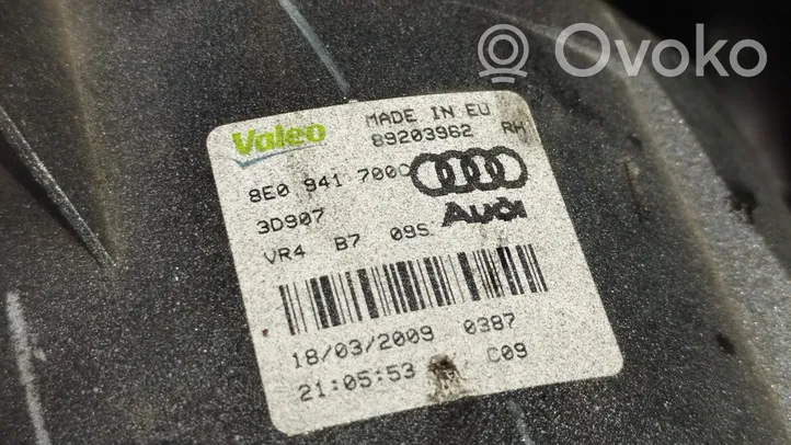 Audi A3 S3 8P Передняя противотуманная фара 8E0941700C