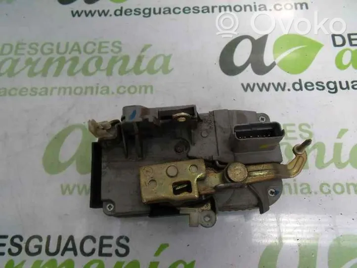 Ford Mondeo Mk III Serratura portiera anteriore 9135L4