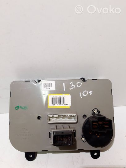 Hyundai i30 Climate control unit 972502LXXX