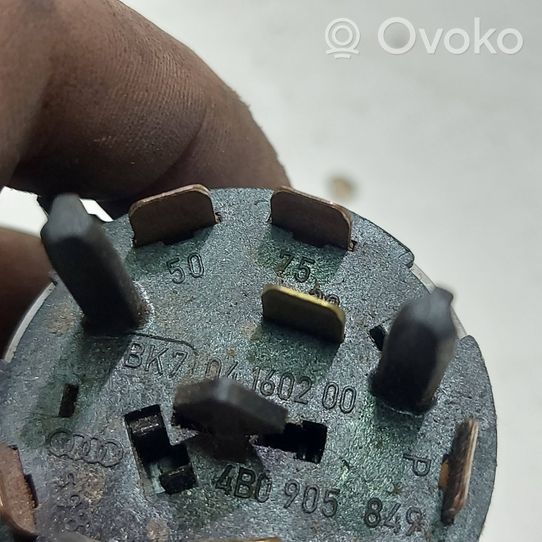 Volkswagen PASSAT B5 Ignition lock contact 4B0905849