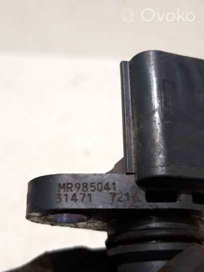 Mitsubishi Colt Czujnik położenia wału korbowego MR985041