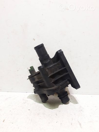 Citroen Berlingo Termostato korpusas 9647767180