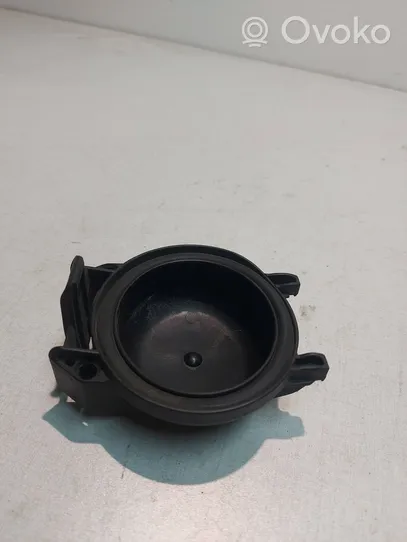 Mercedes-Benz B W245 Cache-poussière de phare avant 1305239069