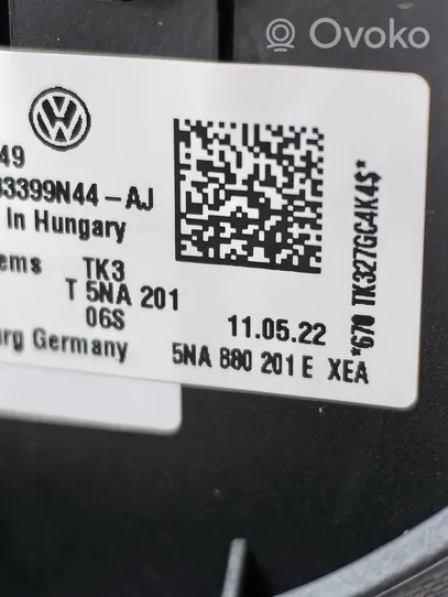 Volkswagen Tiguan Ohjauspyörän turvatyyny 5NA880201E