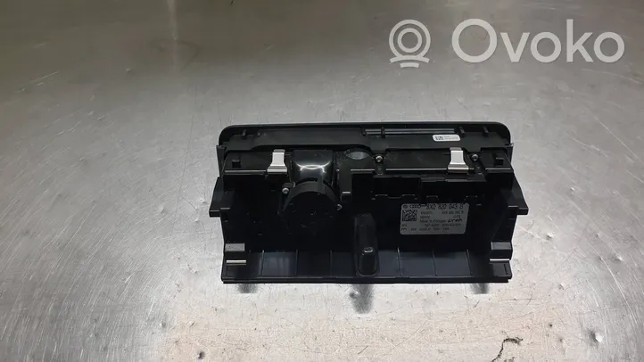 Audi A1 Panel klimatyzacji 8X0820043B