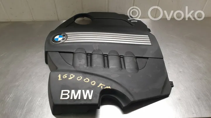 BMW 5 E60 E61 Variklio dangtis (apdaila) 7797410